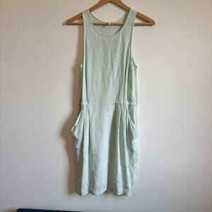 🌿 Wilfred 100% Silk Dress – Size 6 – Soft Mint Green